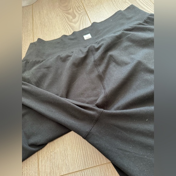 Vuori Lux At Ease Harem Jogger Pant - Picture 6 of 6